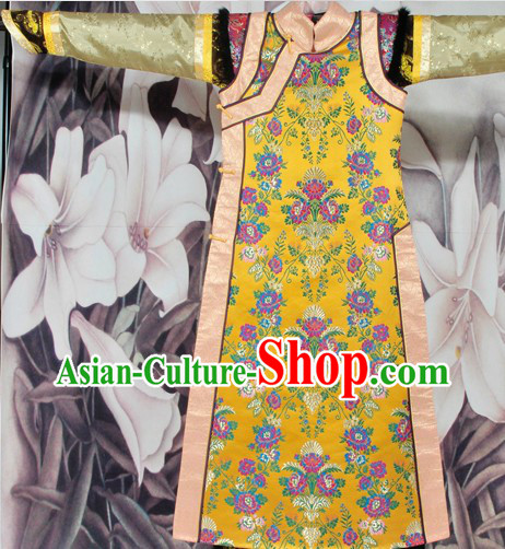 Traditional Chinese Qing Dynasty Empress Clothing Suit