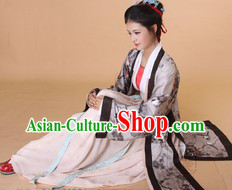 Ancient Chinese Song Dynasty Costumes for Ladies
