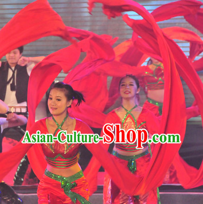 Chinese Folk Long Sleeve Festival Celebration Group Dance Costumes for Women