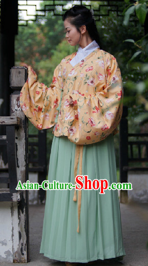 Ancient Chinese Ming Dynasty Jacket and Skirt for Women