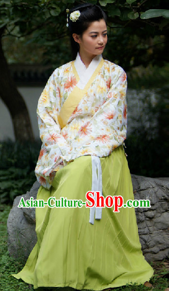 Ancient Chinese Ming Dynasty Attire Complete Set