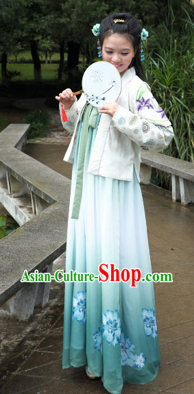 Ancient Chinese Hanfu Attire Complete Set for Women