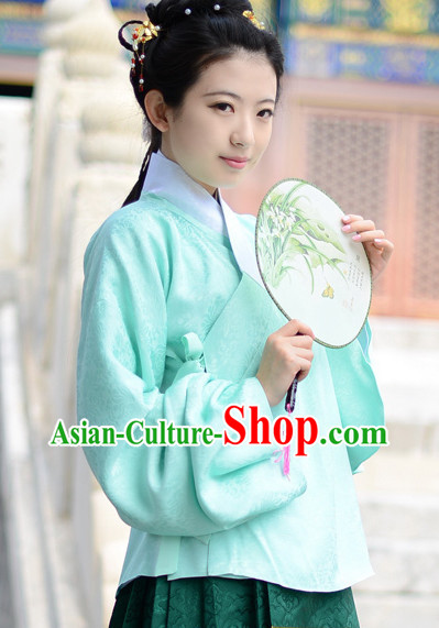 The Chinese Ming Dynasty Clothing for Women