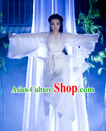 Ancient Chinese White Costumes for Ladies