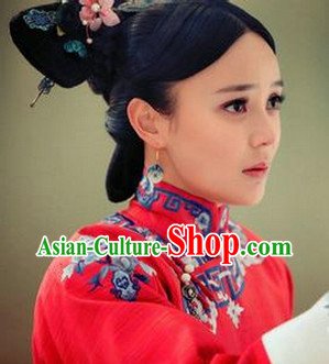 Chinese Traditional Wedding Dress and Hair Accessories