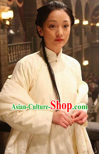 True Legend White Mandarin Collar Blouse and Pants for Women