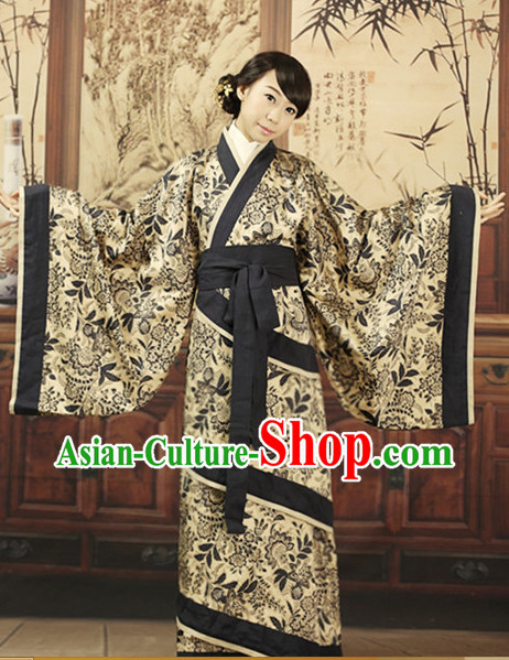 Refined and sophisticated Chinese Classical Costumes for Girls
