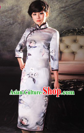 Traditional Chinese Silk Long Cheongsam for Women