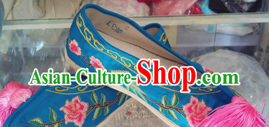 Chinese Opera Embroidered Flower Shoes for Women