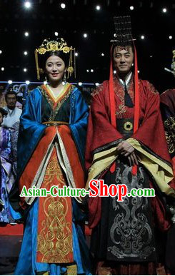 Ancient Chinese Han Dynasty Emperor and Empress Clothes and Hats