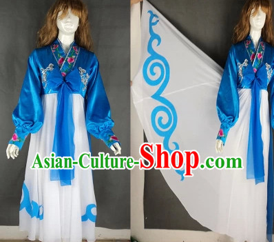 Traditional Chaoxian Zu Folk Dance Hanbok