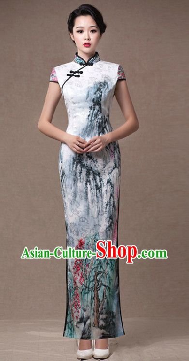 Traditional Chinese Wash Drawing Cheongsam for Professional Koto Performance