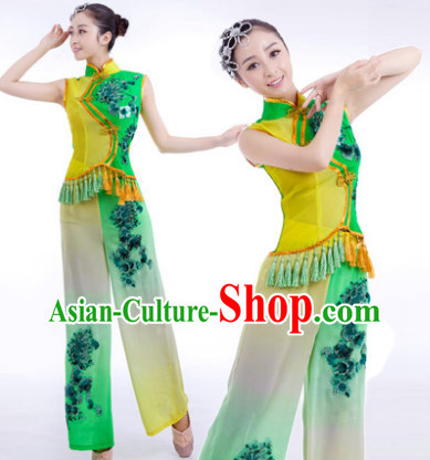 Traditional Chinese Stage Performance Yangge Dancing Dresses and Hair Accessories