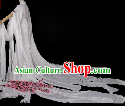 Traditional Chinese Pure White Hanfu Clothes with Long Tail