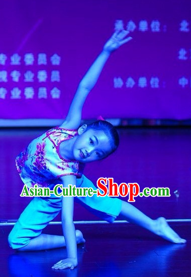 Chinese Folk Town Girl Dancing Costume