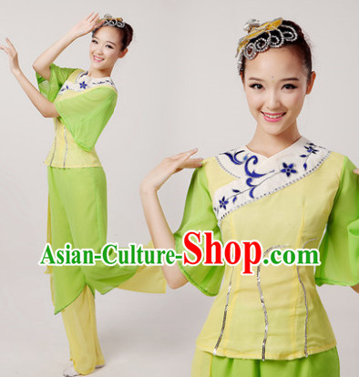 Popular Chinese Fan Dance Costume