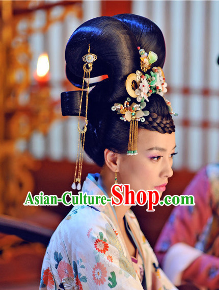 Ancient China Tang Dynasty Hair Ornaments and Wig