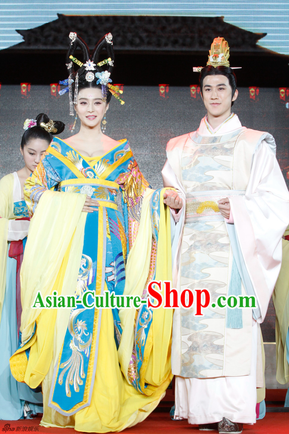 Ancient Chinese Emperors and Empress Clothing 2 Sets