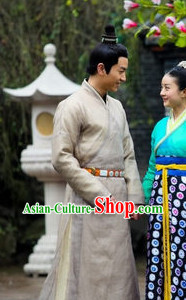 Traditional Chinese Hanfu Dresses for Men