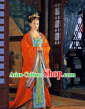 Ancient China Tang Dynasty Princess Costumes and Hair Accessories