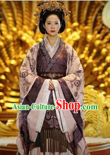 Chinese Traditional Queen Costumes and Hair Accessories