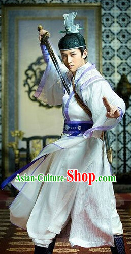 Chinese Swordsmen Cosplay Costumes and Headwear