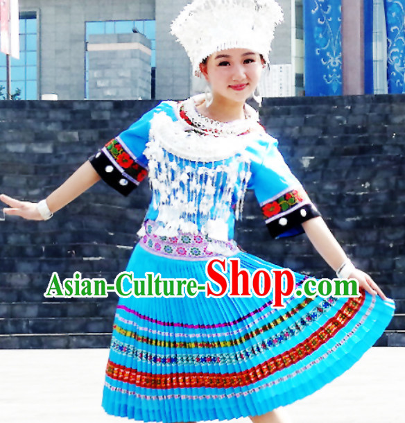 China Hmong Miao Ethnic Clothing and Silver Hat for Girls