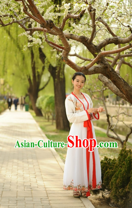 China Classical Lady Hanfu Suit with Red Trim