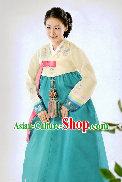 Korean Traditional Dresses for Ladies