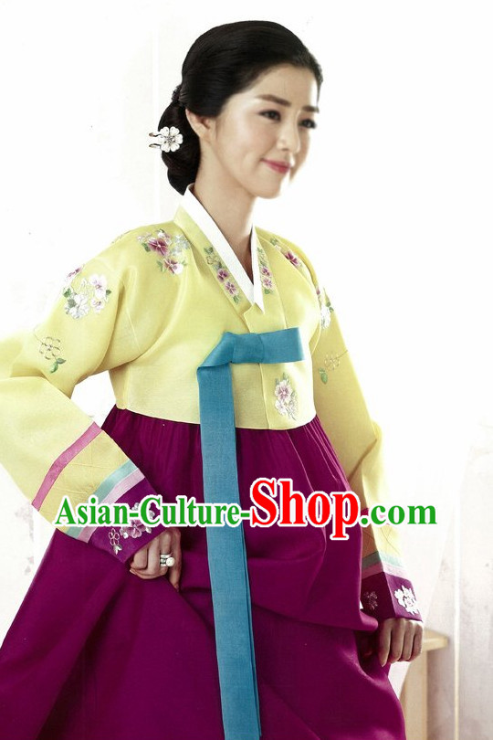 Korean Classical Hanbok Costumes for Women