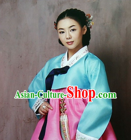 Traditional Korean Female Hanbok Outfit Complete Set