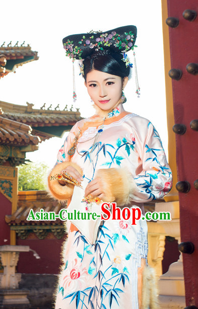 Chinese Traditional National Costumes Noblewoman Robe Hair Accessories