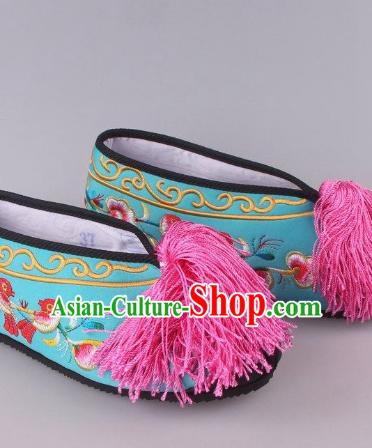 Chinese Beijing Opera Hua Dan Hua Tan Embroidered Flower Shoes for Women