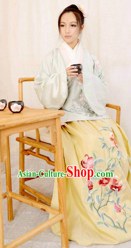 Chinese Song Dynasty Folk Dress for Women