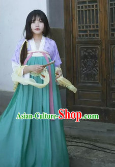 Ancient Chinese Tang Dynasty Clothes for Ladies
