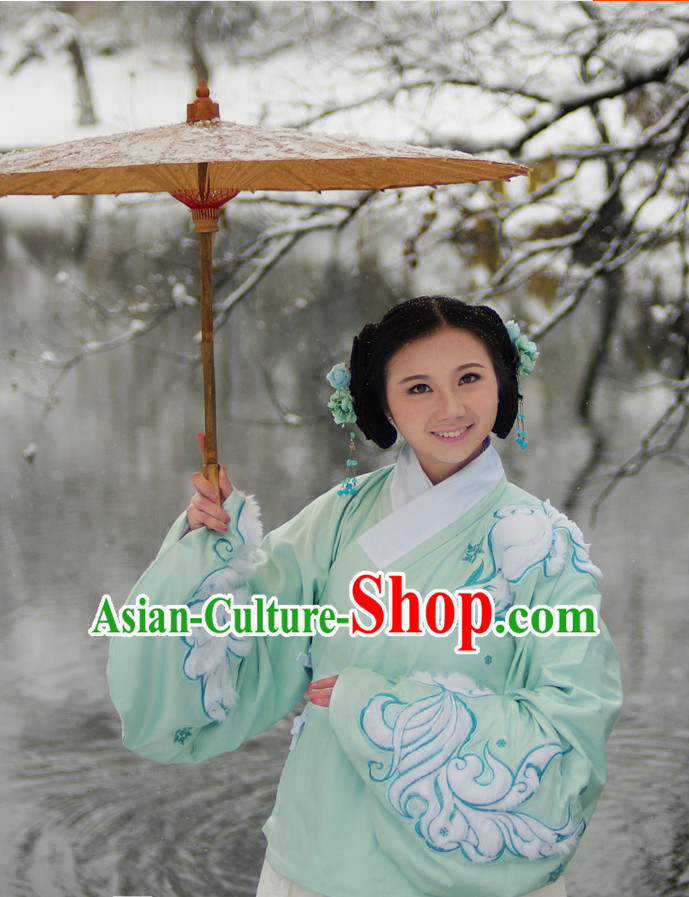 Ancient Chinese Song Dynasty Jacket Attire and Skirt Clothing and Umbrella Complete Set for Women
