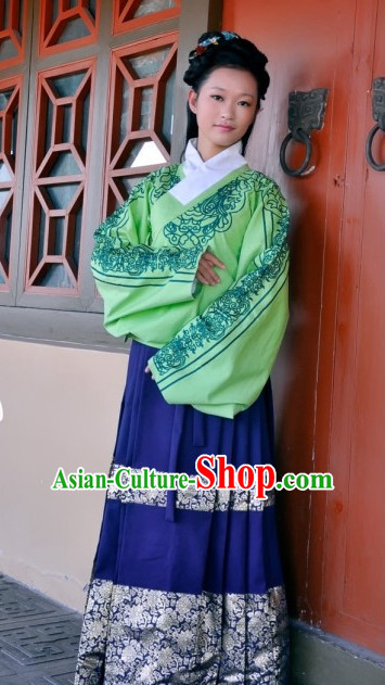 Chinese Ancient Ming Dynasty Garment Clothes Complete Set for Women