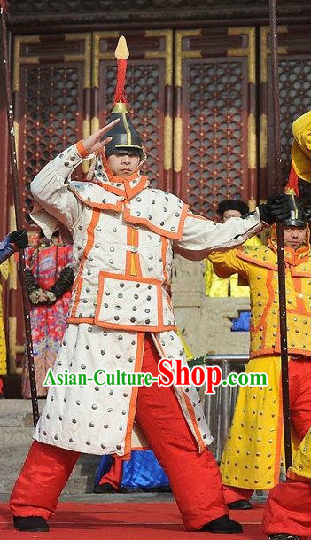 Qing Dynasty General War Costume and Hat