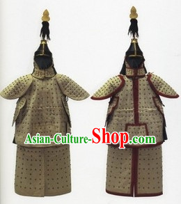 China Classic Qing Dynasty General Armor Costume and Helmet