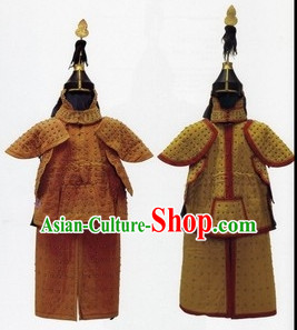 Chinese Classical Qing Dynasty General Armor Costume and Helmet