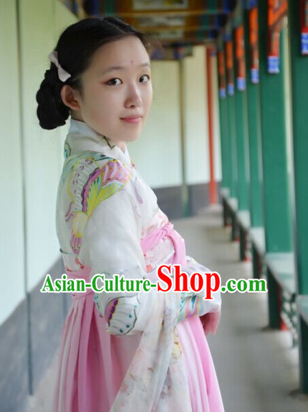 Tang Dynasty Clothes and Hair Accessories for Women