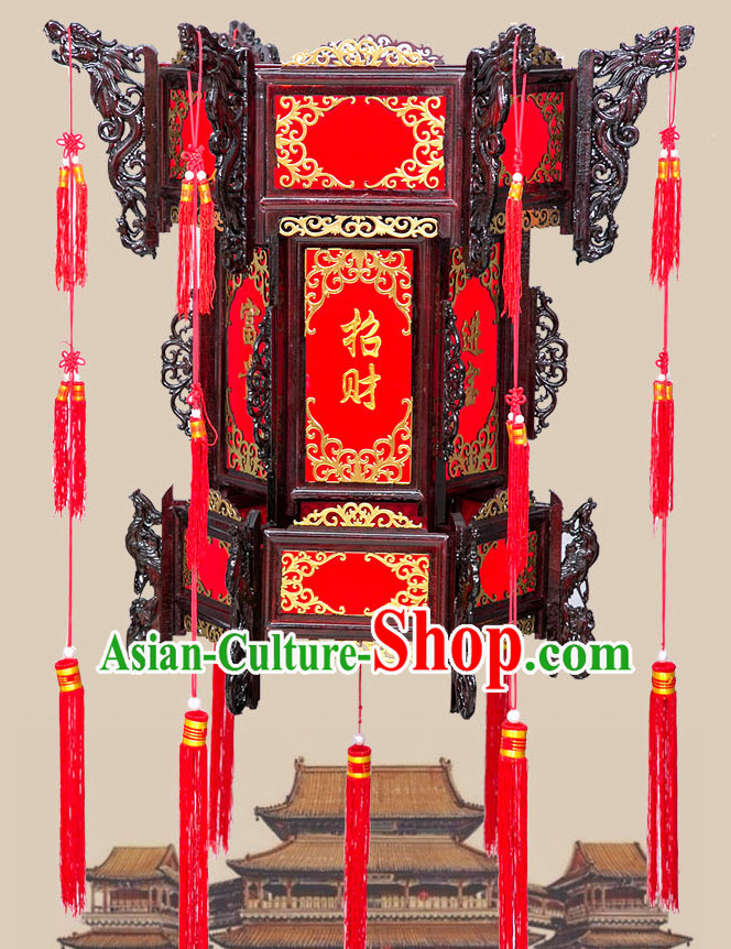 Chinese Ancient Handmade and Carved Natural Wood Hanging Lantern