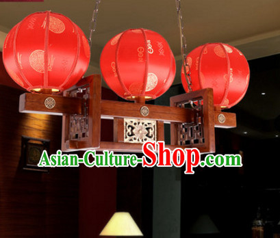 Chinese Ancient Handmade and Carved Natural Wood Hanging Palace Lantern