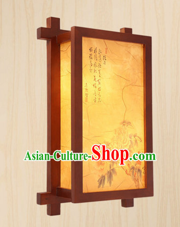 Chinese Classical Handmade and Carved Natural Wood Wall Palace Lantern