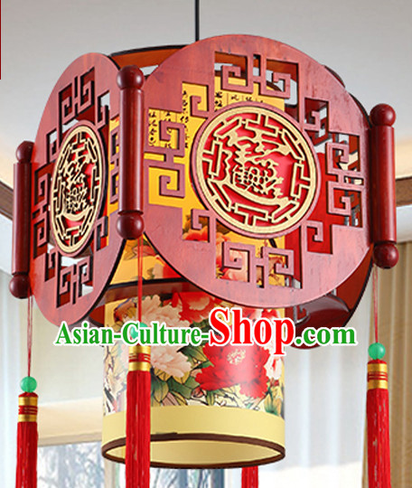 Traditional Chinese Classical Natural Wood and Carved Hanging Palace Lantern