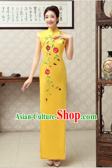 Ancient Chinese Costumes, Manchu Clothing Qipao, Retro Mandarin Collar Embroidered Long Silk Cheongsam, Traditional Cheongsam Wedding Toast Dress for Bride