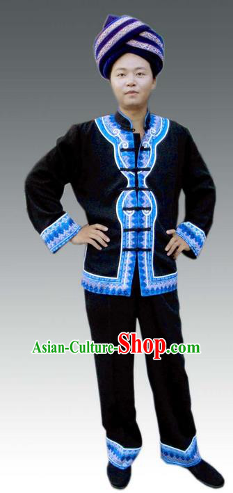 Traditional Chinese Miao Nationality Dancing Costume, Hmong Male Folk Dance Ethnic Dress, Chinese Minority Tujia Nationality Embroidery Costume for Men