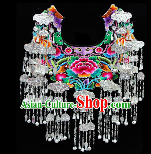 Traditional Chinese Miao Nationality Necklace, Hmong Folk Wedding Embroidery Cloud Shoulder Shawl, Phoenix Coronet And Robes Capelet, Chinese Minority Nationality Jewelry Accessories for Women