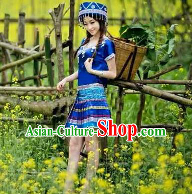 Traditional Chinese Miao Nationality Dancing Costume, Hmong Female Folk Dance Ethnic Pleated Skirt, Chinese Minority Tujia Nationality Embroidery Costume for Women