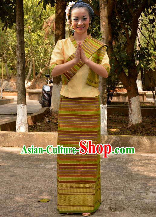 Traditional Asian Thai Wedding Costume Complete Set, Thai Shawl Clothing for Women